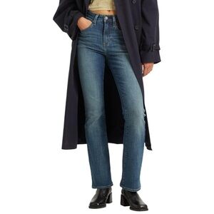 Levi's Straight Leg Women's Jeans in Medium Blue Wash